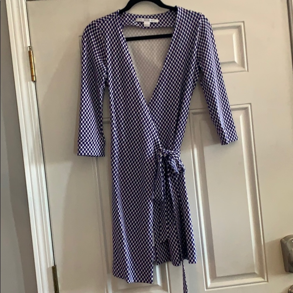 Timeless DVF wrap dress sz 4